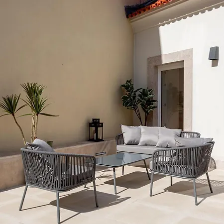 Joivy Stunning Downtown Flats Апартаменты *