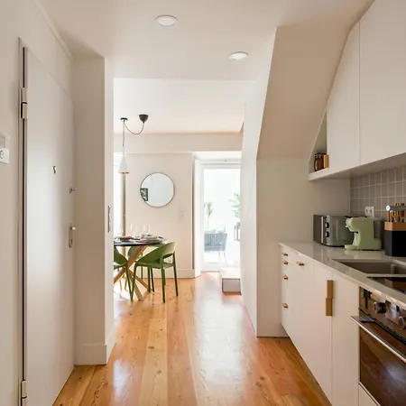 Апартаменты Joivy Stunning Downtown Flats