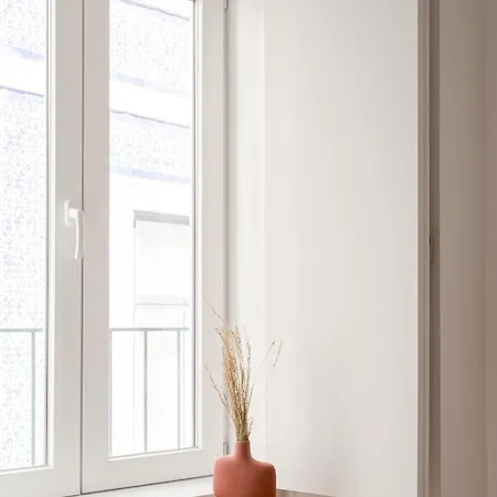 Апартаменты Joivy Stunning Downtown Flats