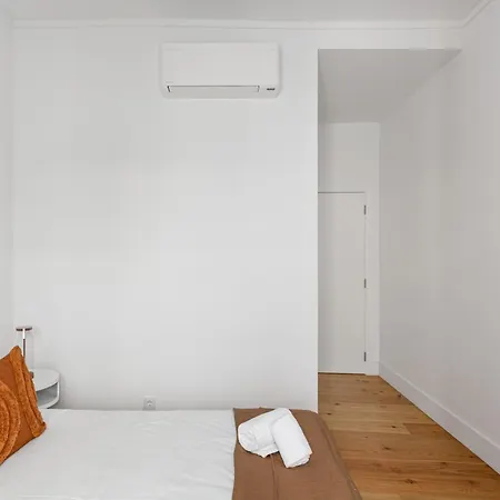 Апартаменты Joivy Stunning Downtown Flats Лиссабон