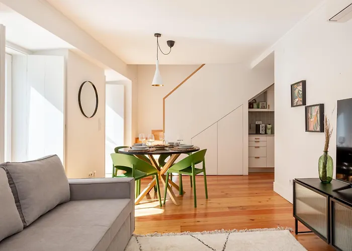 Joivy Stunning Downtown Flats Apartment