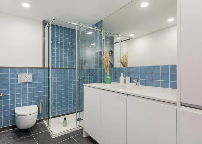 Joivy Stunning Downtown Flats Apartment