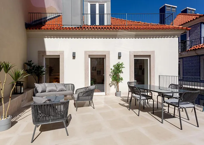 Joivy Stunning Downtown Flats Lissabon