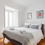 Apartamento Joivy Stunning Downtown Flats *