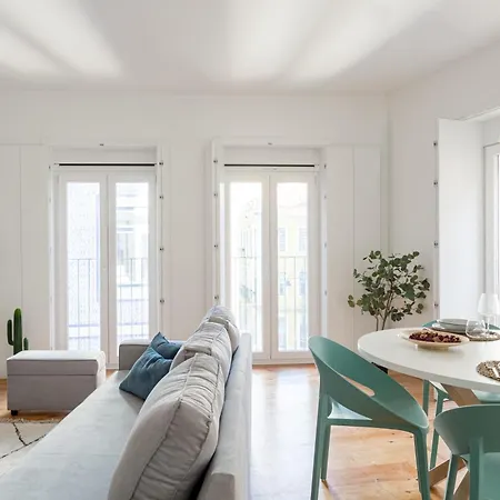 Joivy Stunning Downtown Flats